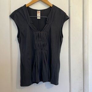 Anthropologie cap sleeved top